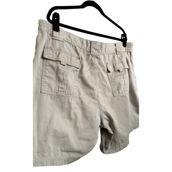 St Johns Bay Mens Size 44 Cargo Shorts Khaki 100% Cotton Casual Durable Style - Picture 5 of 7